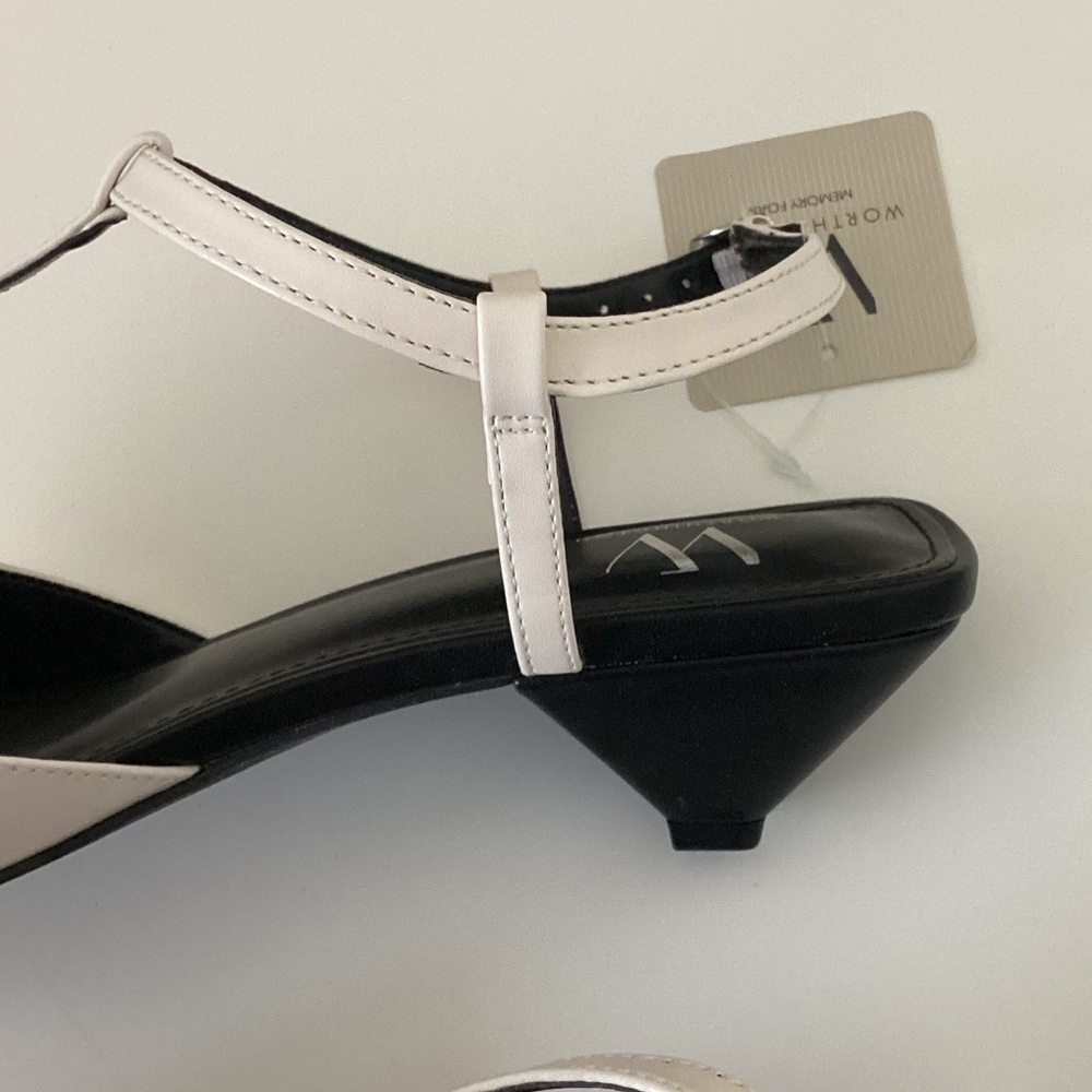 \Worthington\• NIB Rocky Sandals - Picture 6 of 11